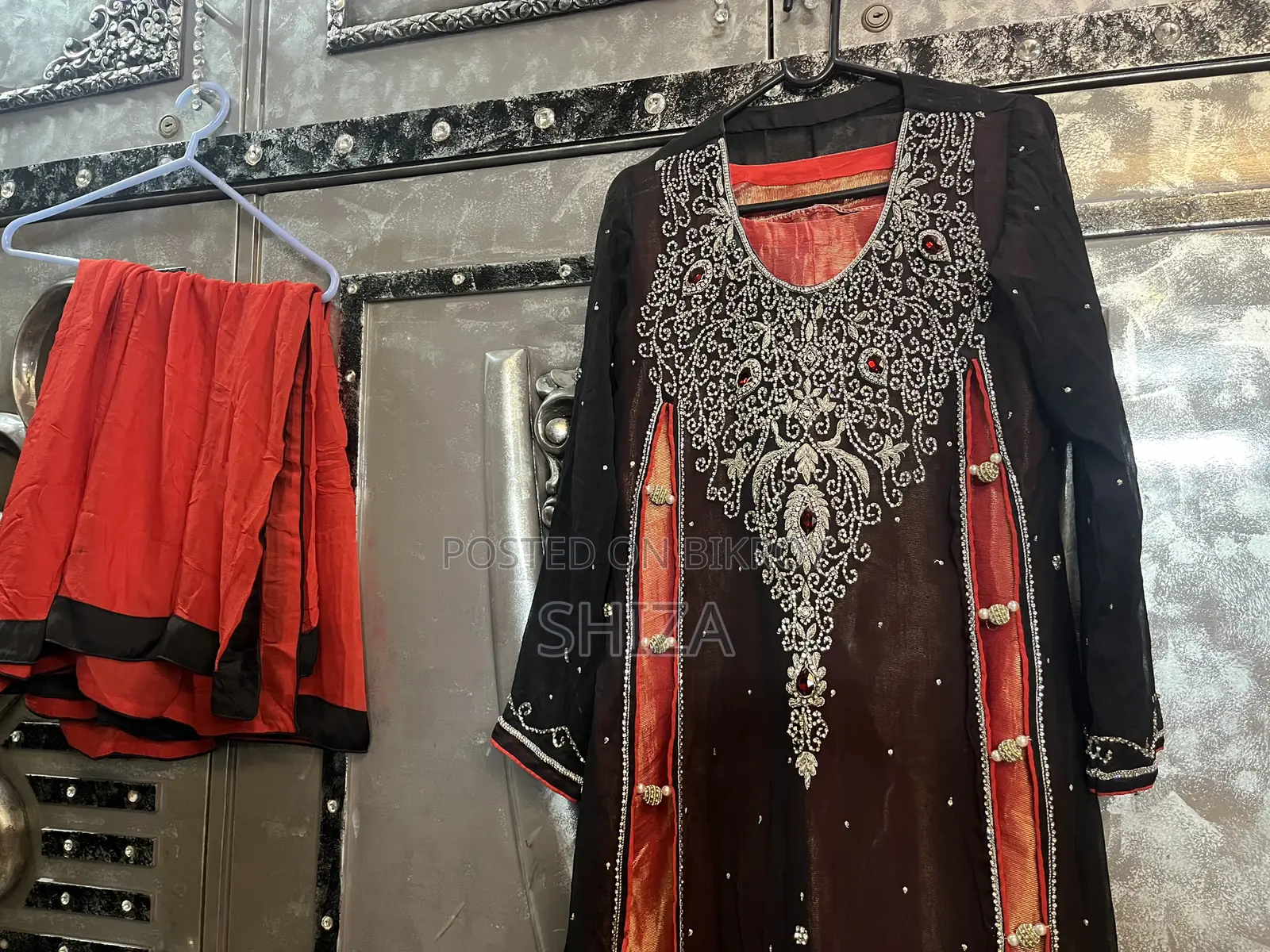 Pakistani Dresses for Sale at Reasonable Price
