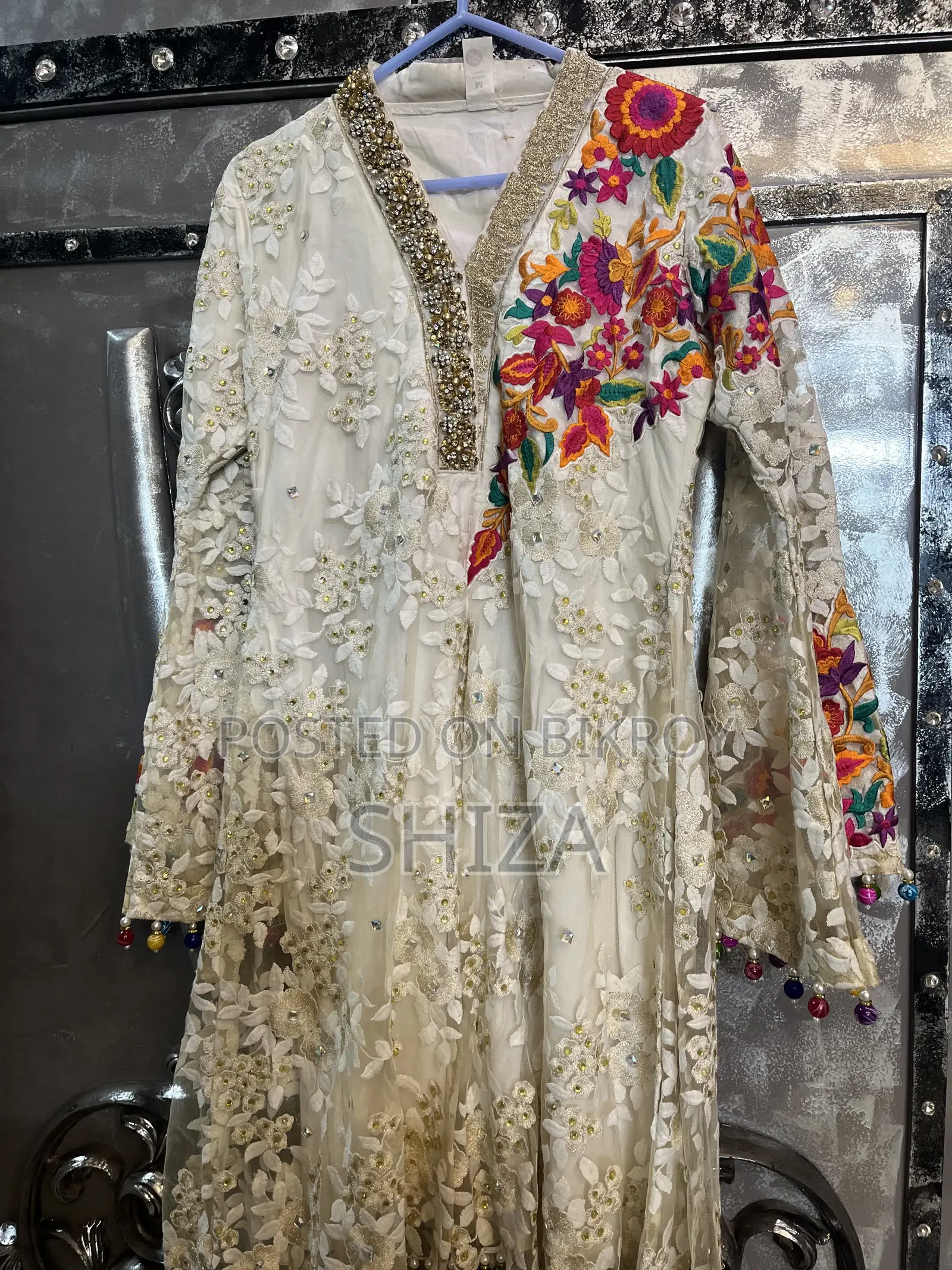 Pakistani Dresses for Sale at Reasonable Price