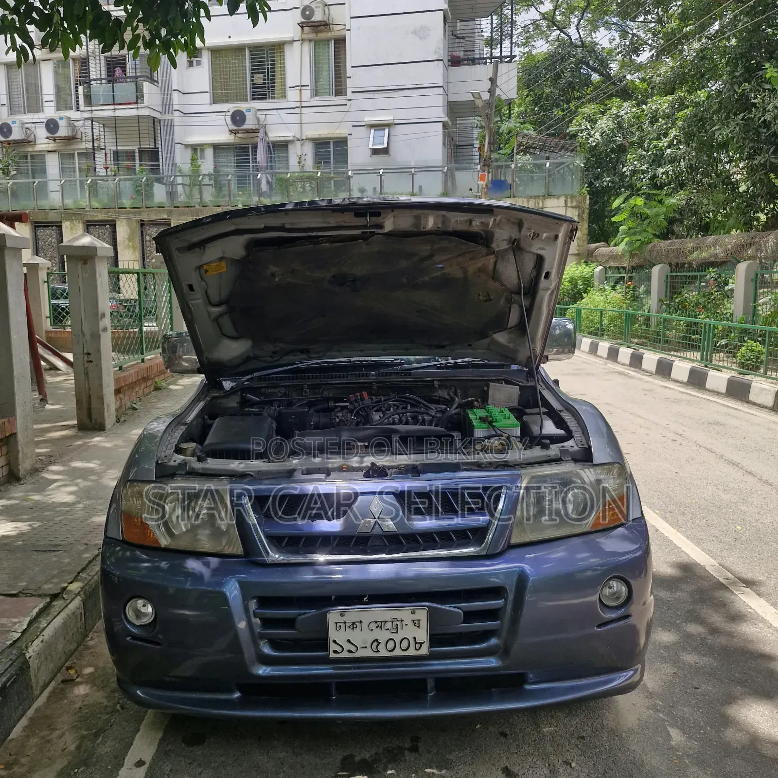 Mitsubishi Pajero 2023 Gray
