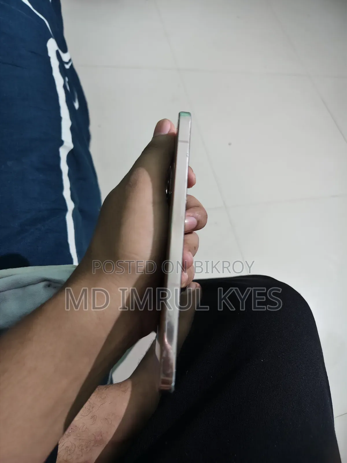 ভিভো ভি২৩ ৫জি ১২৮ জিবি গোল্ড
