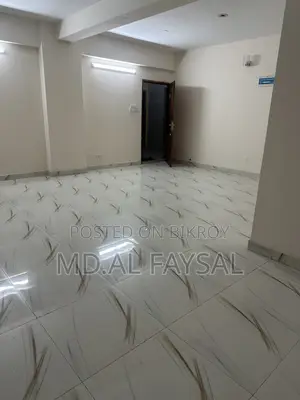 ফার্নিশড ৩ বেডরুম অ্যাপার্টমেন্ট ইন শ্যামলী ফর সেল