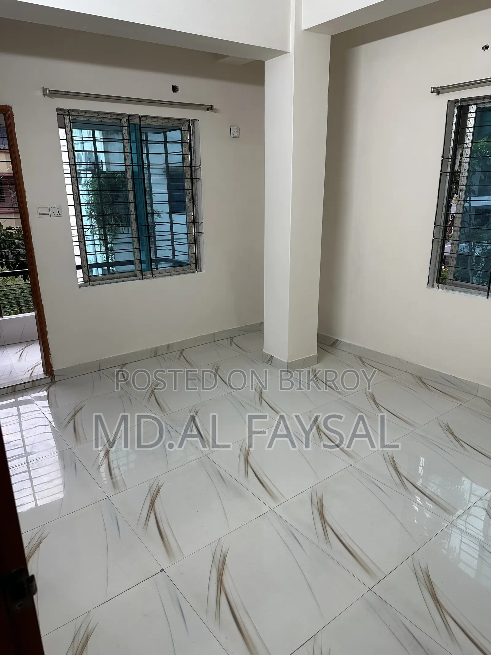ফার্নিশড ৩ বেডরুম অ্যাপার্টমেন্ট ইন শ্যামলী ফর সেল