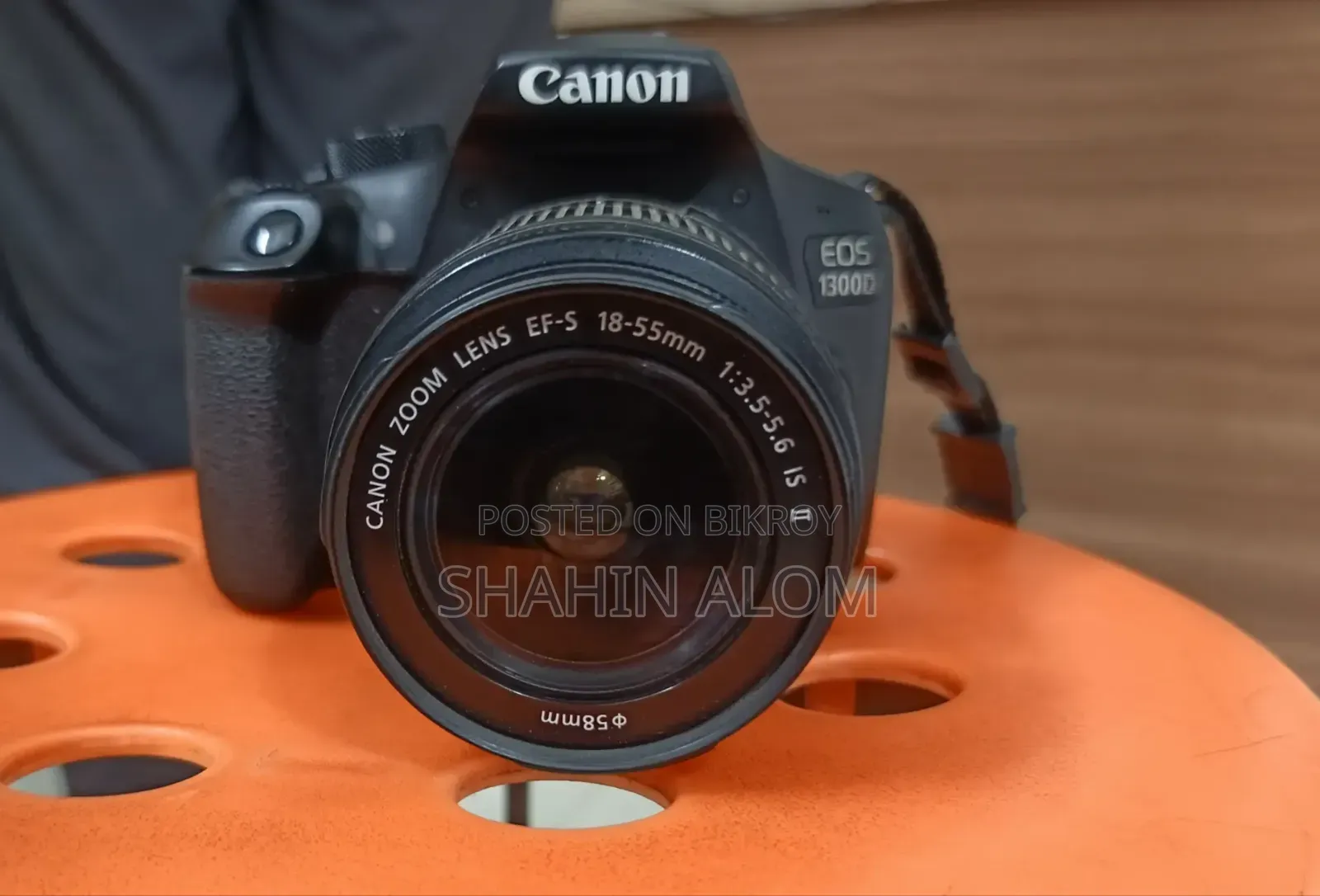 Canon 1300D