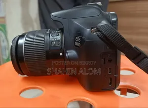 Canon 1300D