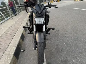 ইয়ামাহা এফজেড ২০২৫ ব্ল্যাক