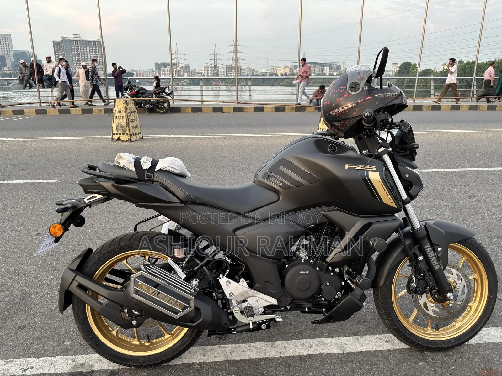 ইয়ামাহা এফজেড ২০২৫ ব্ল্যাক