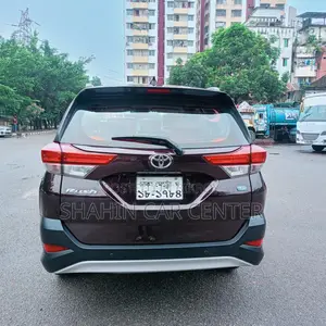 Toyota Rush 1.5 All-Wheel Drive 2018 Maroon