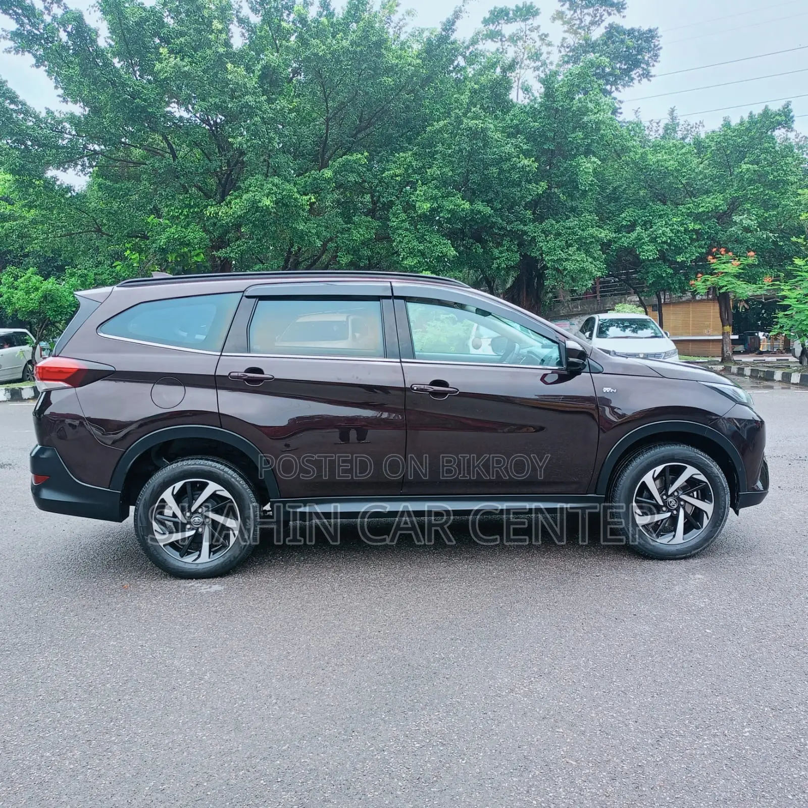Toyota Rush 1.5 All-Wheel Drive 2018 Maroon