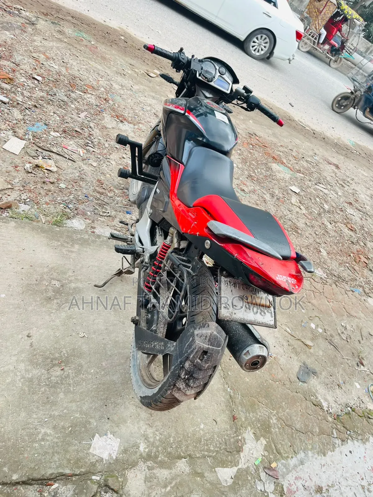 হিরো এক্সট্রিম ১২৫আর ২০১৬ কালো