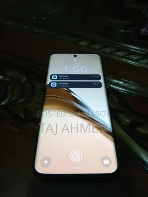 রিয়েলমি ১৩ প্রো+ ৫জি ২৫৬ জিবি হোয়াইট