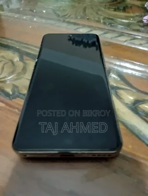 রিয়েলমি ১৩ প্রো+ ৫জি ২৫৬ জিবি হোয়াইট