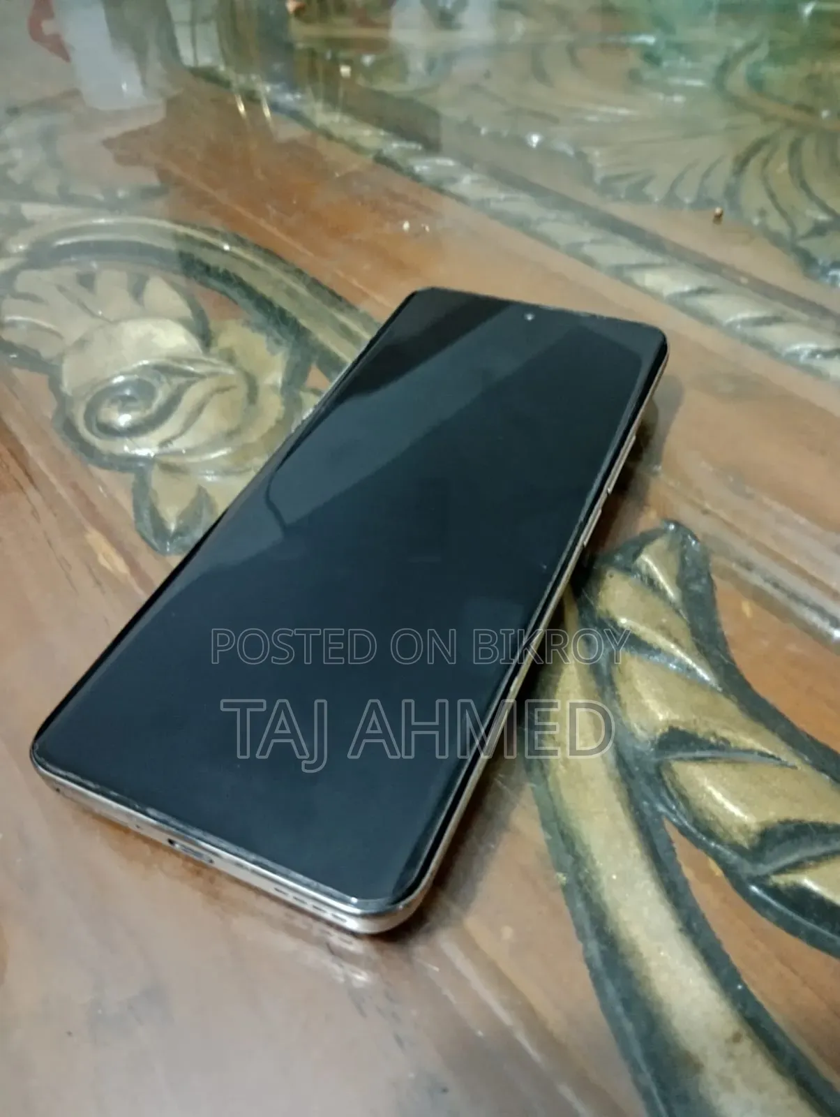 রিয়েলমি ১৩ প্রো+ ৫জি ২৫৬ জিবি হোয়াইট