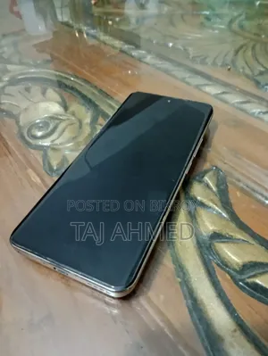 রিয়েলমি ১৩ প্রো+ ৫জি ২৫৬ জিবি হোয়াইট