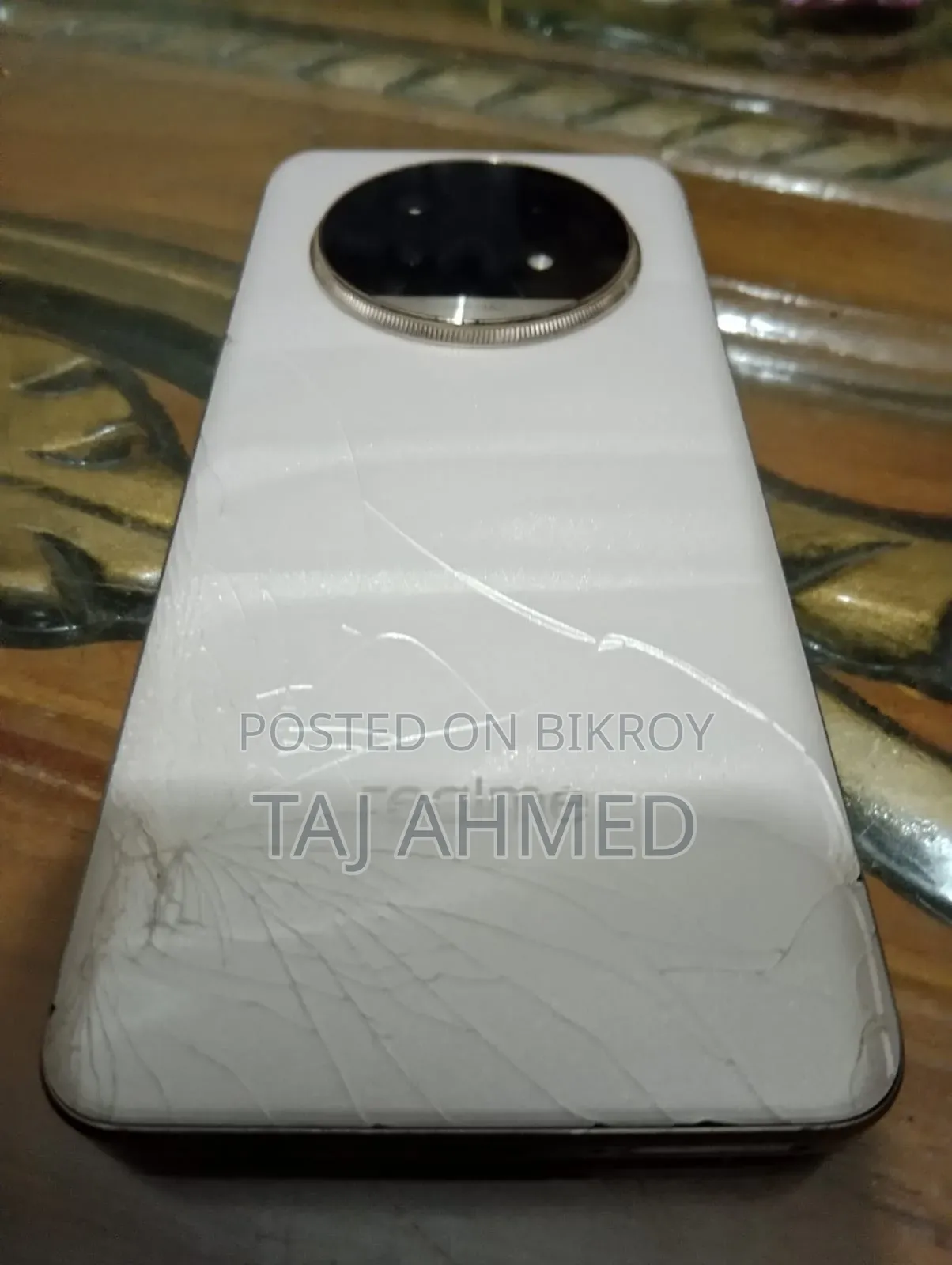 রিয়েলমি ১৩ প্রো+ ৫জি ২৫৬ জিবি হোয়াইট