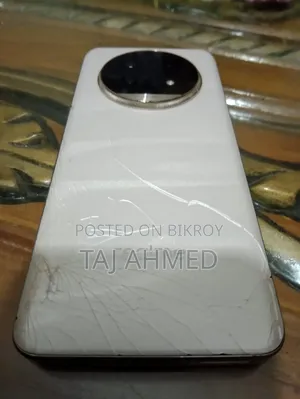 রিয়েলমি ১৩ প্রো+ ৫জি ২৫৬ জিবি হোয়াইট