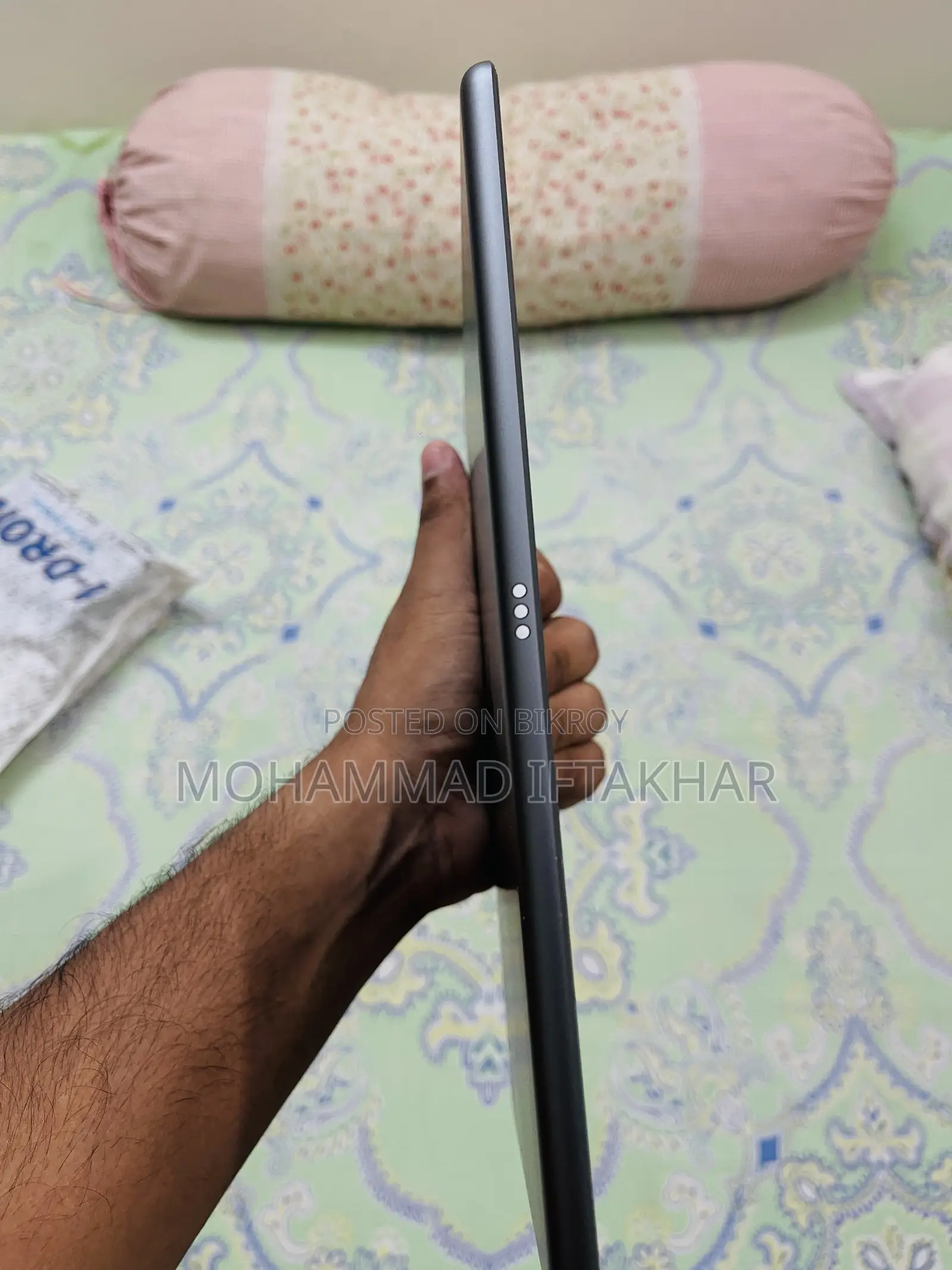 অ্যাপল ৬৪ জিবি গ্রে