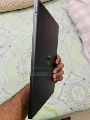 অ্যাপল ৬৪ জিবি গ্রে