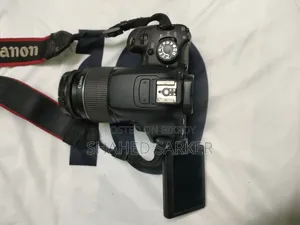 Canon 700D