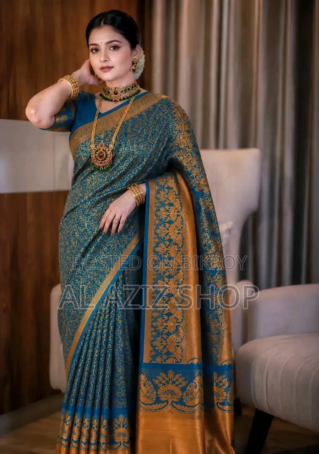 কাঞ্জিভরম কাতান শাড়ি