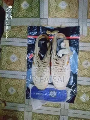 Boots Full Fresh