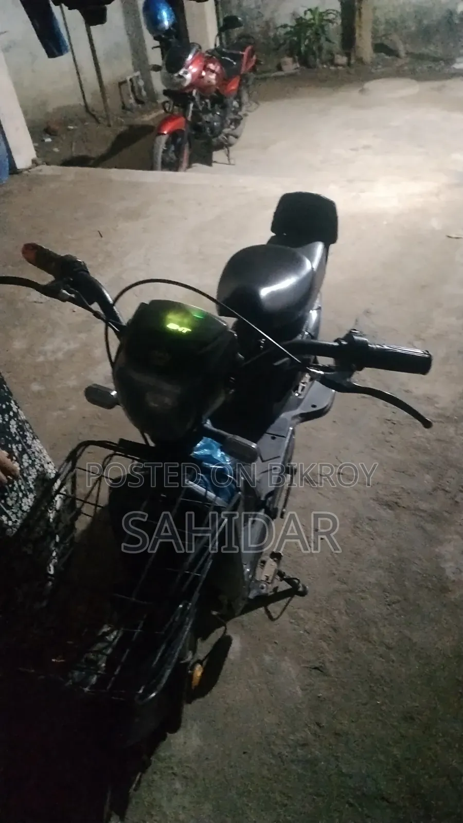 স্পার্ক রাইড ক্রেজি রেসিং ২০২৫ ব্ল্যাক