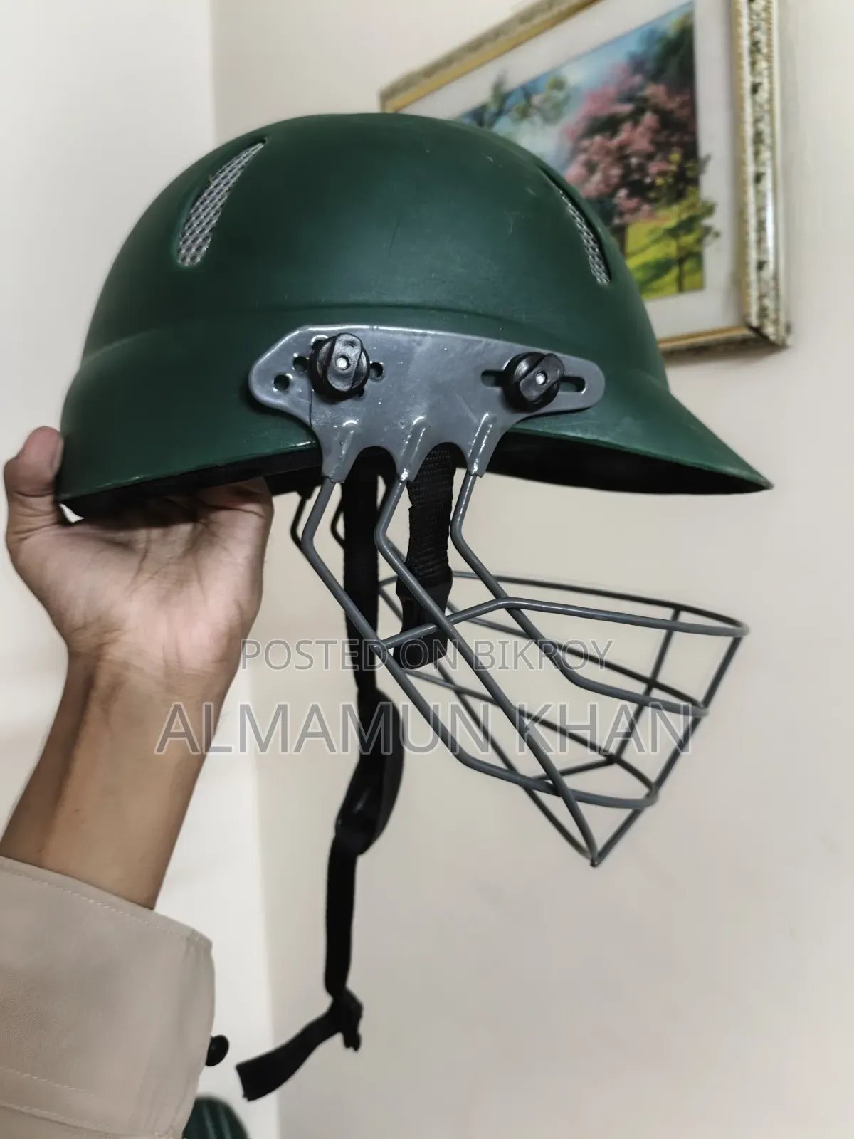 ক্রিকেট হেলমেট