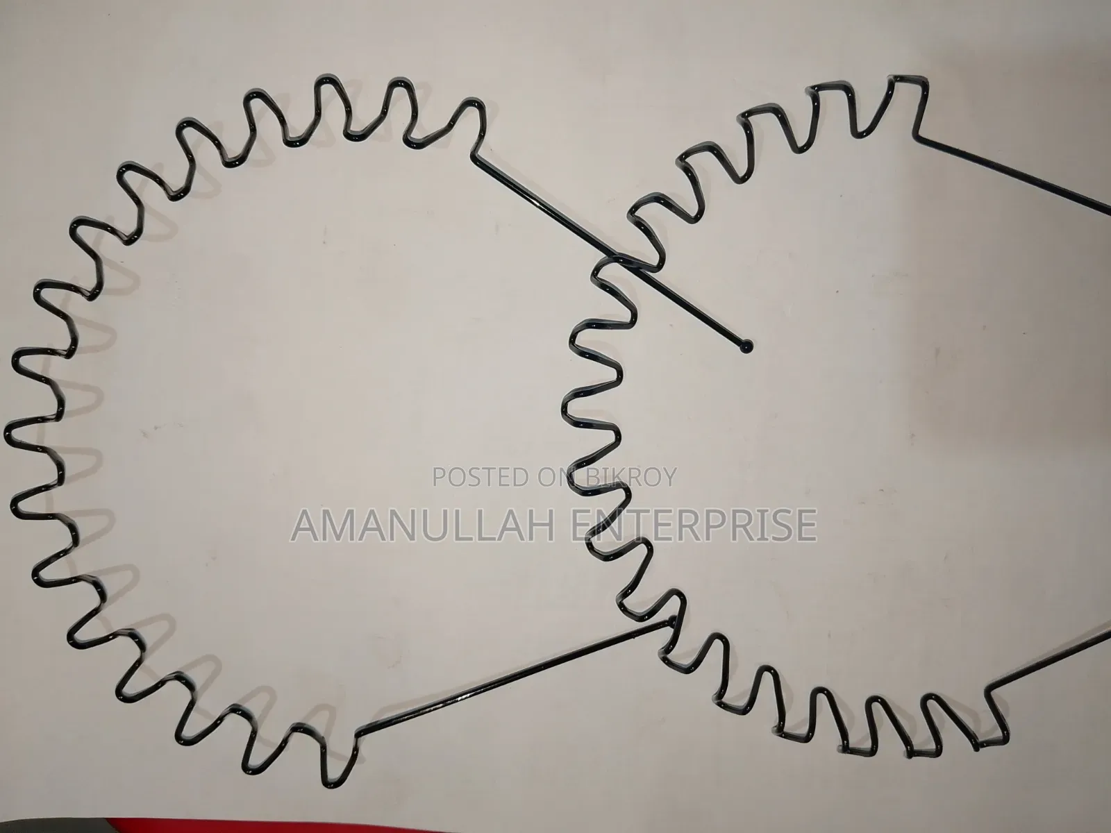 Black Metal Zig Zag Headband | Non-Slip Hair Band/Amanullah Enterprise