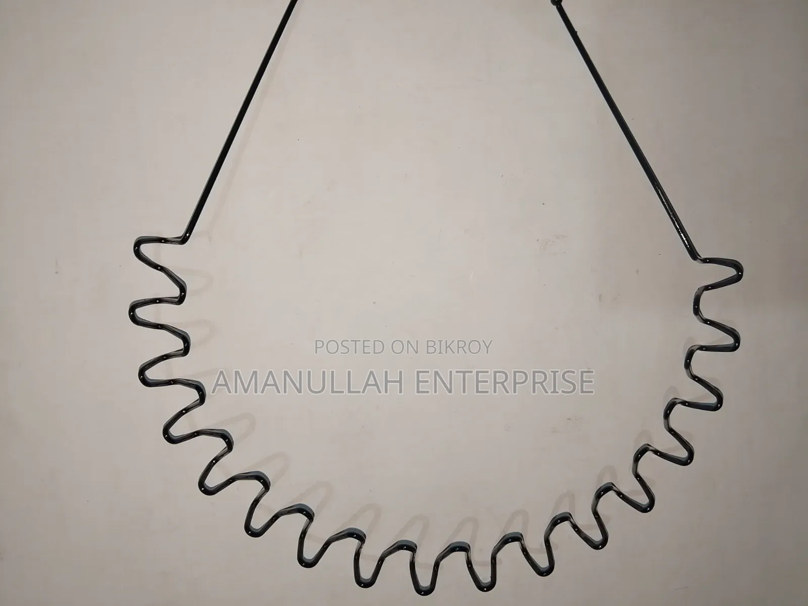 Black Metal Zig Zag Headband | Non-Slip Hair Band/Amanullah Enterprise