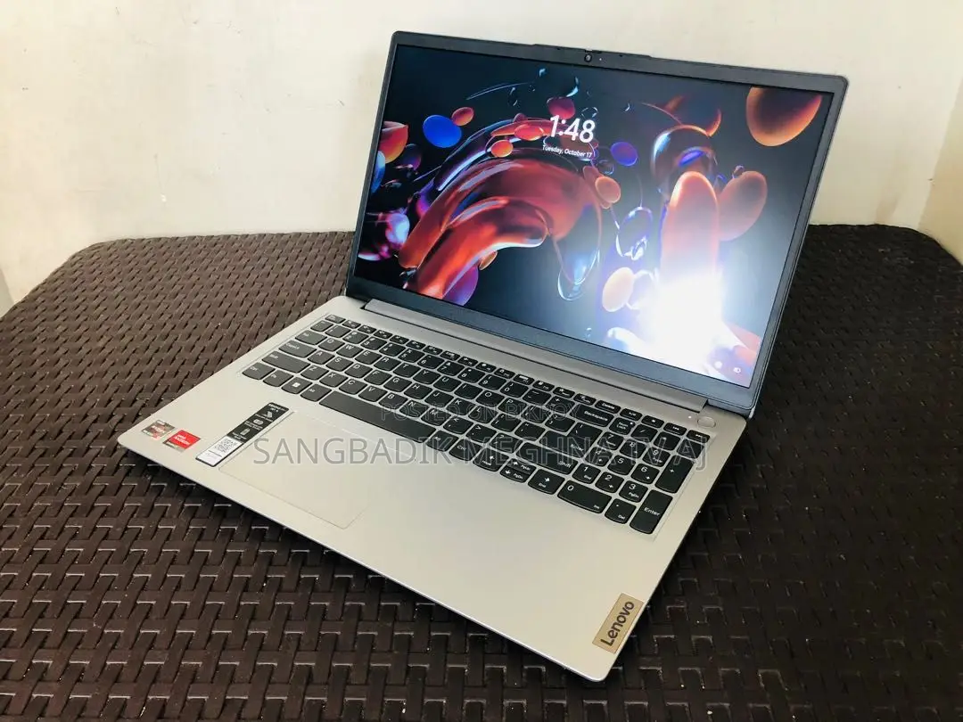 ল্যাপটপ লেনোভো ৩জিবি ইন্টেল এসএসডি ২৫৬জিবি