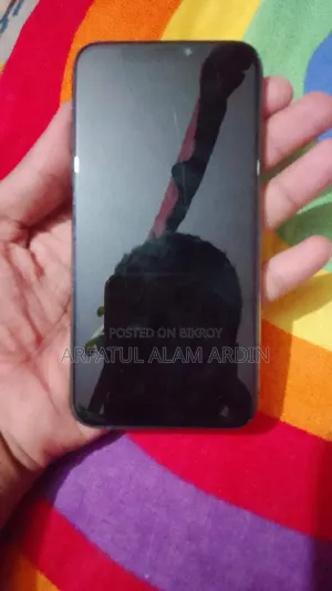 ওয়ানপ্লাস ৮টি ১২৮ জিবি নীল
