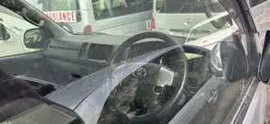 টয়োটা হাইএচ ২০২১ সিলভার