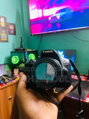 Canon 2000d || Canon EF 50mm f/1.8 (Asking Price)