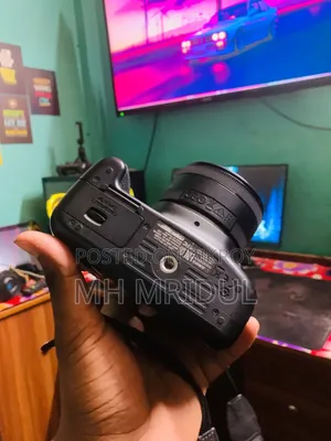 Canon 2000d || Canon EF 50mm f/1.8 (Asking Price)