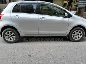 টয়োটা ভিটজ ২০০৮ সিলভার