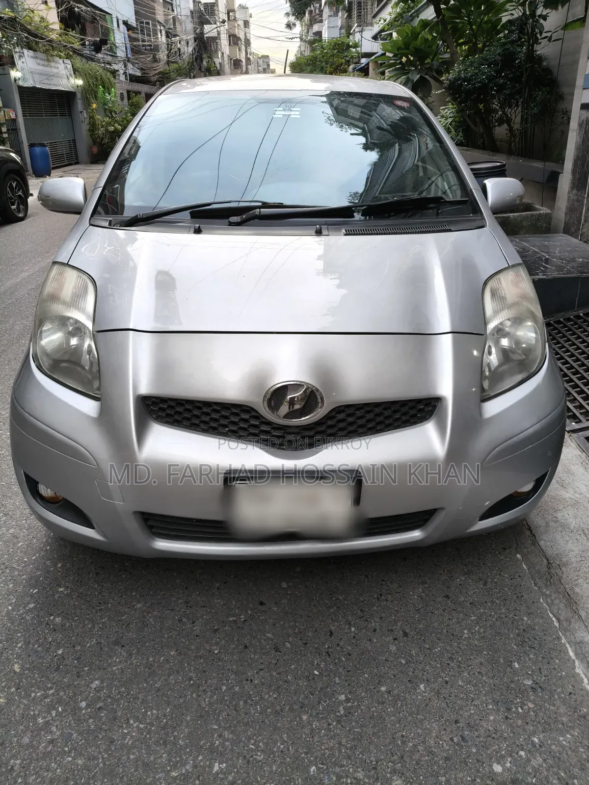 Toyota Vitz 2008 Silver