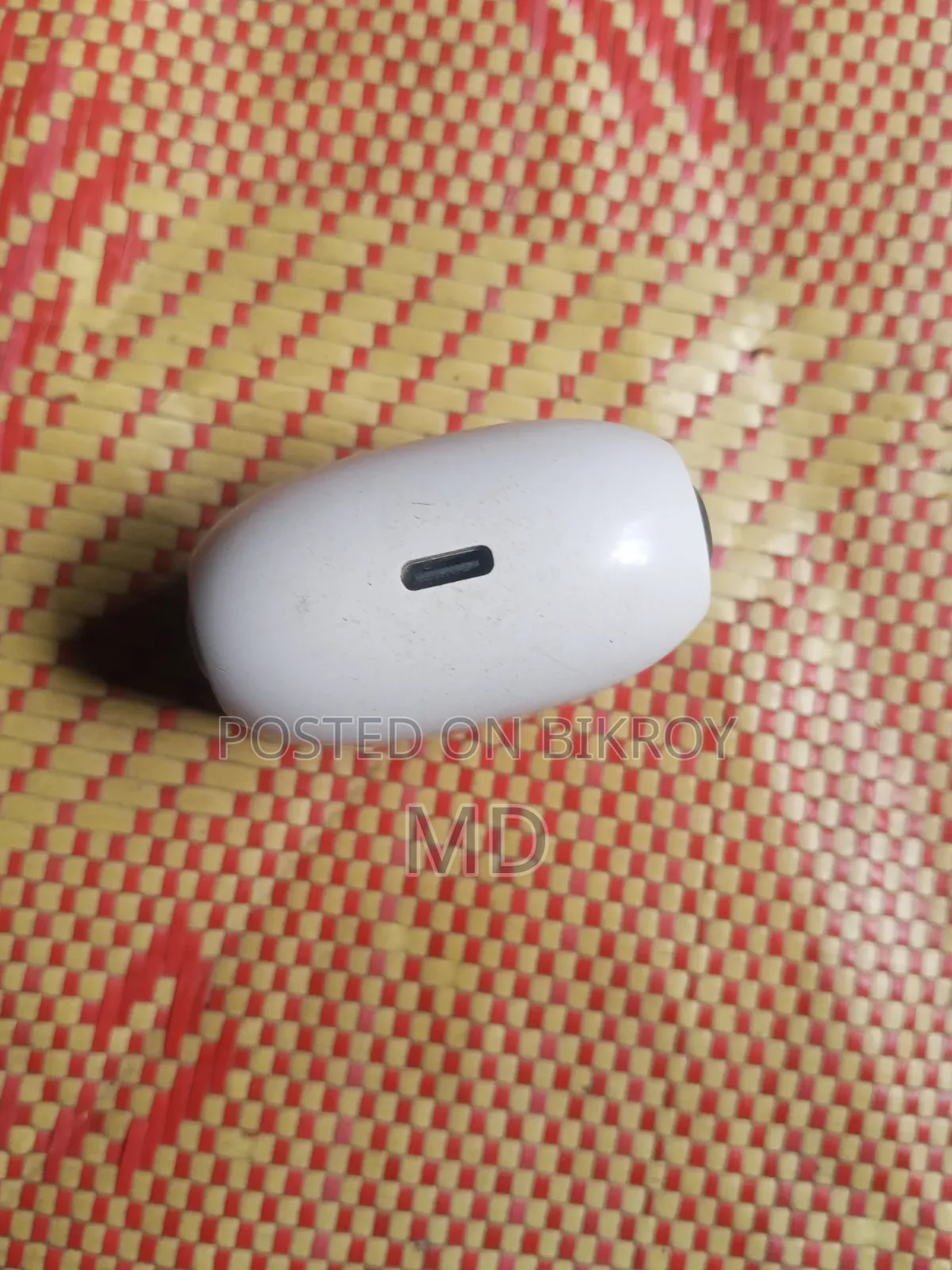 Headphone sell