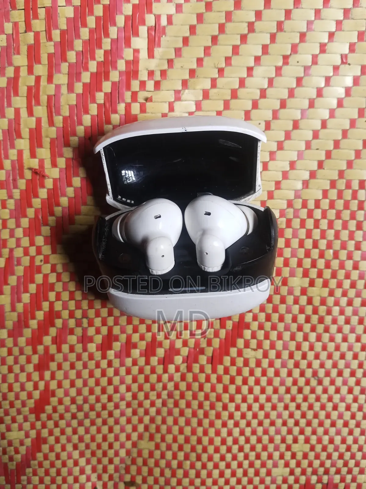 Headphone sell