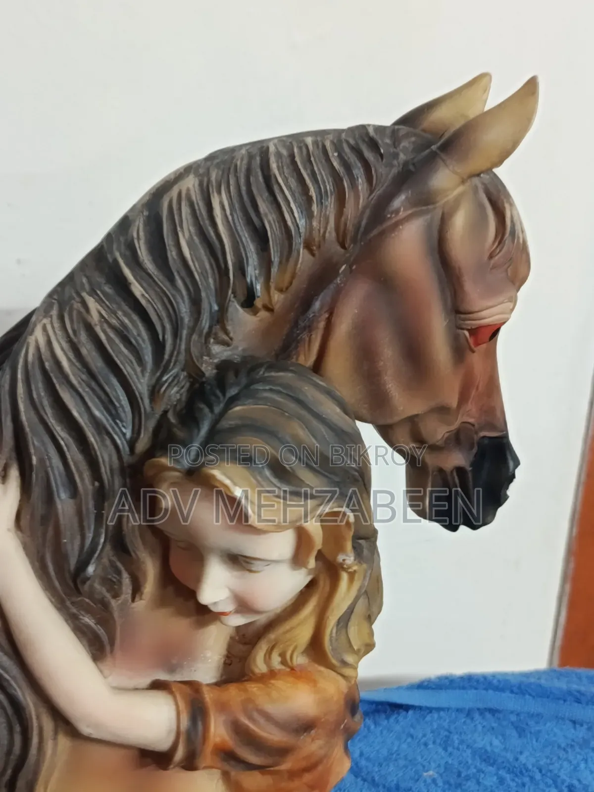 Showpiece (Horse)