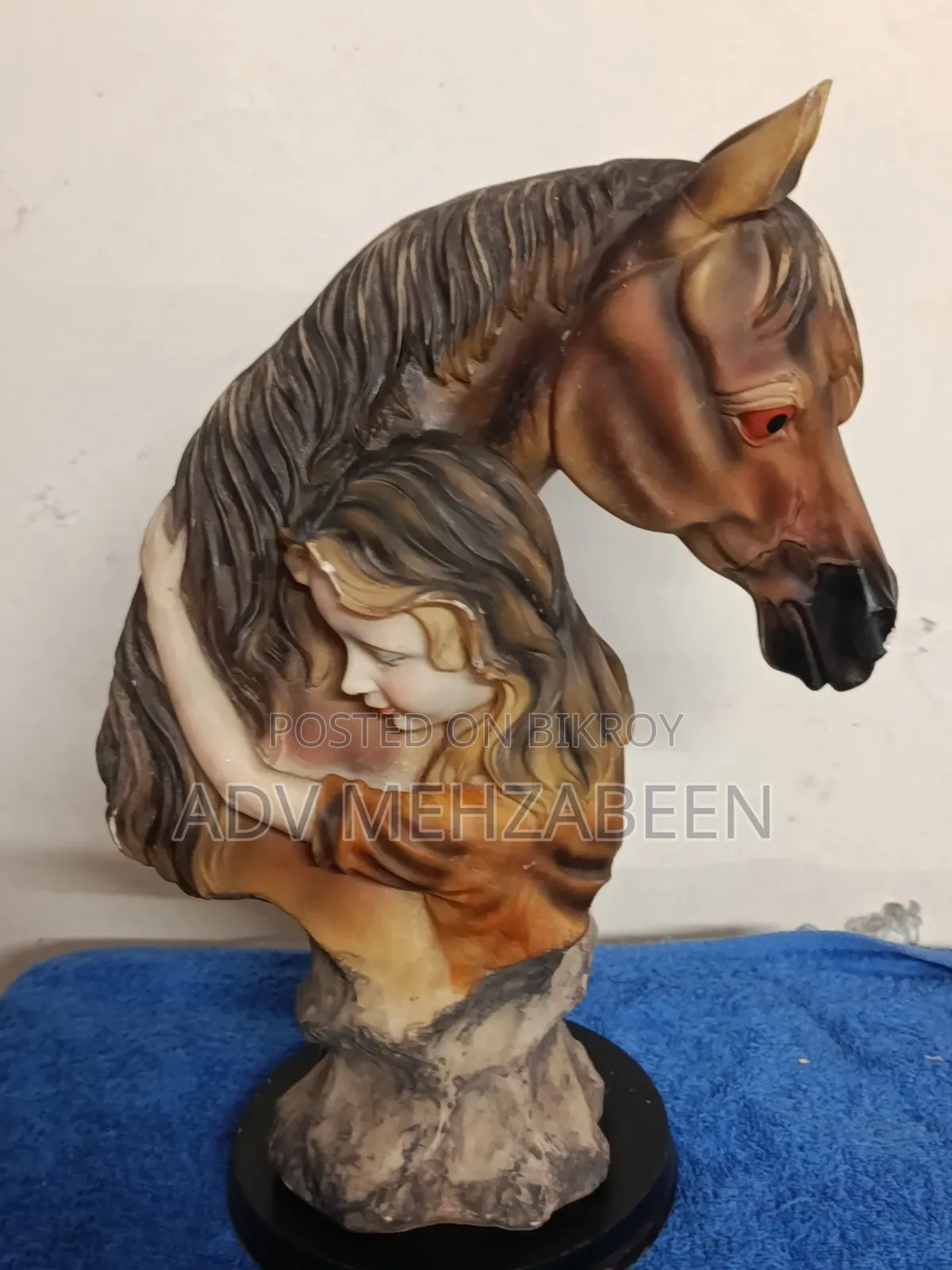 Showpiece (Horse)
