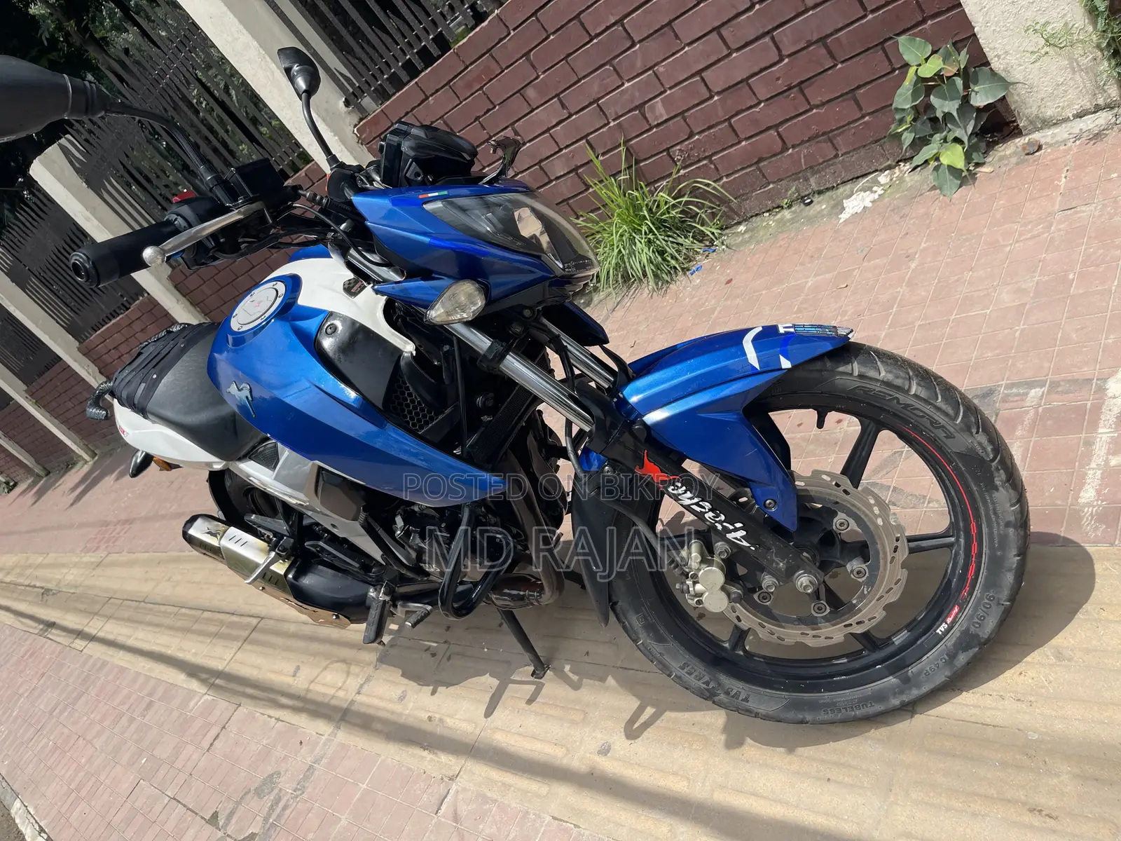 টিভিএস আপাচে ১৬০ ৪ভি ২০১৯ নীল