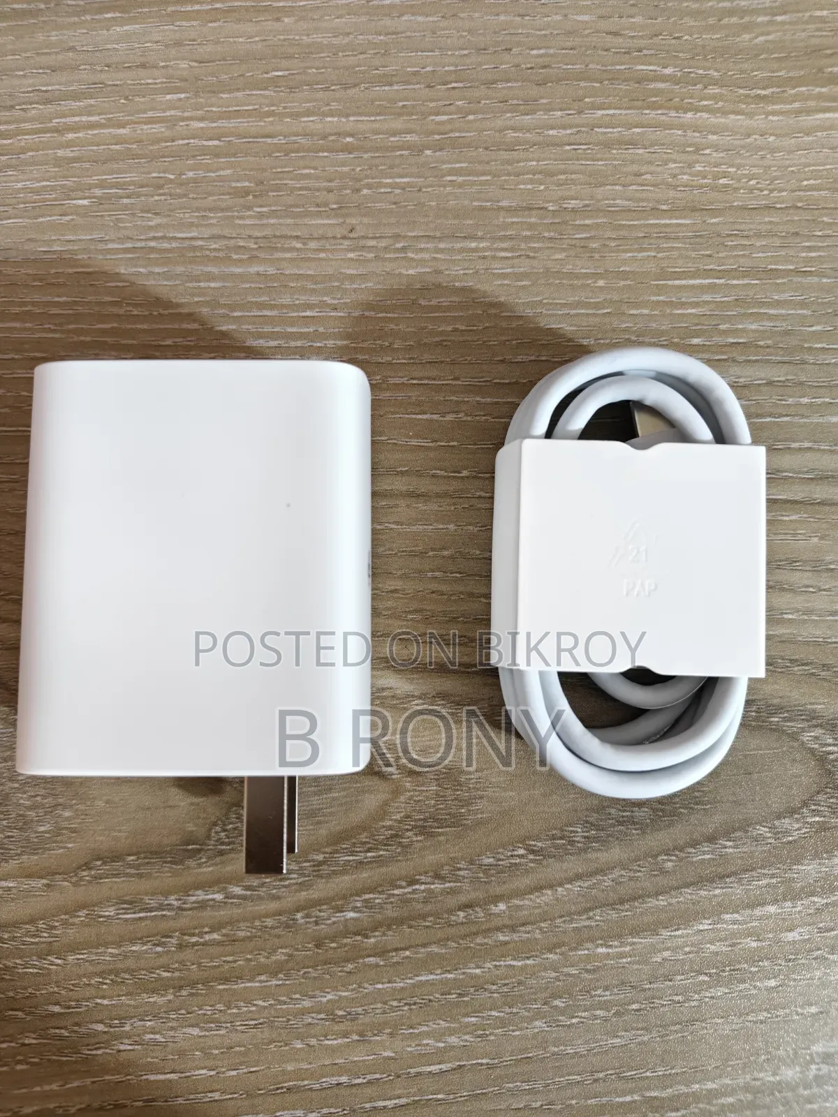 Vivo FlashCharge 100W Original Charger + Cable — Brand New