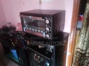 Miyako 28 Liter Electric Oven (2 months used)