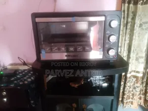 Miyako 28 Liter Electric Oven (2 months used)