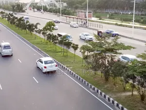 Bashundhara 3 katha south-facing plot urgently for sale