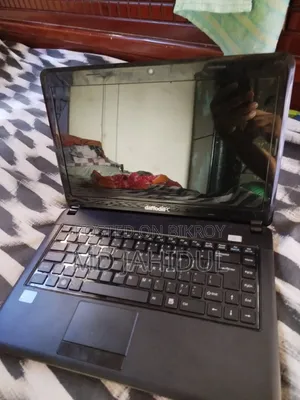 Laptop 4GB Intel Core I3 HDD 500GB