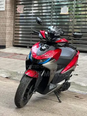 Hero Xoom 125 2026 Red