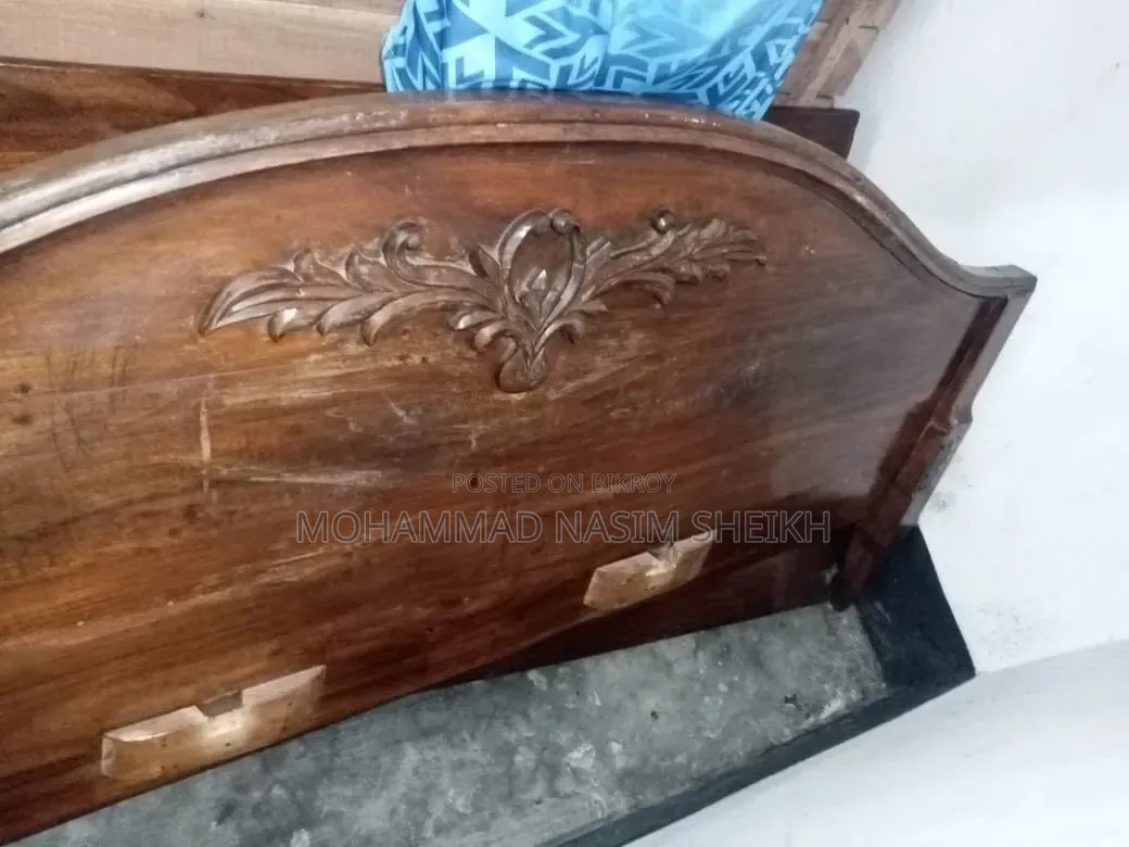 ইমারজেন্সি এই বেডটা সেল দেওয়া হবে। গুণ বা টাটার কোন সমস্যা নেই।