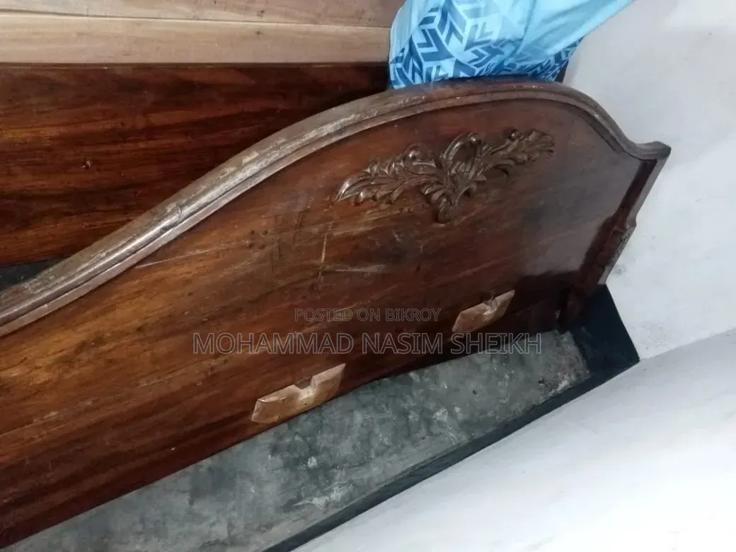 ইমারজেন্সি এই বেডটা সেল দেওয়া হবে। গুণ বা টাটার কোন সমস্যা নেই।