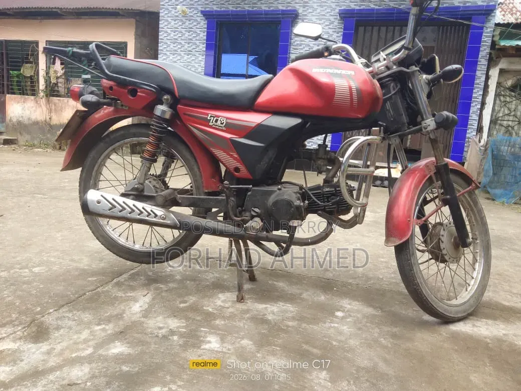 হিরো ইগনিটর ২০১৭ লাল