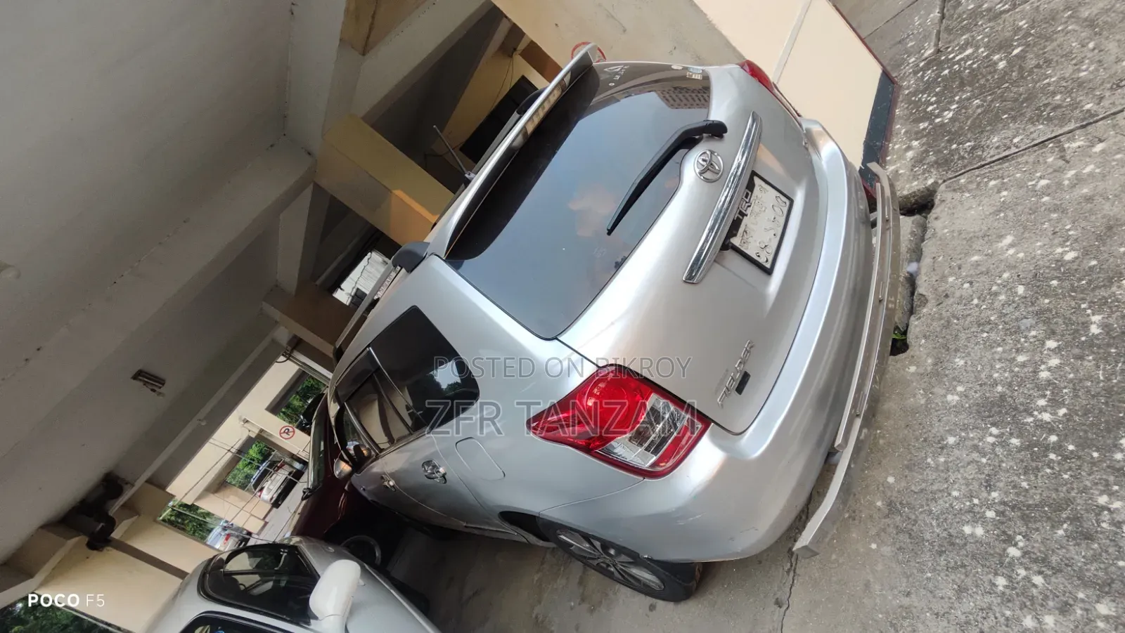 Toyota Corolla Fielder 2012 Silver